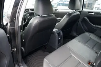 Jetta 23