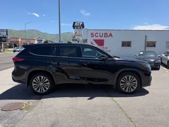 2021 Toyota Highlander photo 6