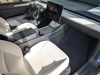 Model Y Performance 4