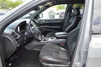 Grand Cherokee 12