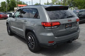 Grand Cherokee 18