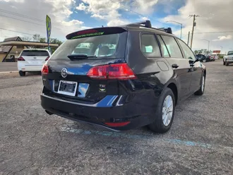 2016 Volkswagen Golf SportWagen photo 6