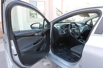 Cruze 18