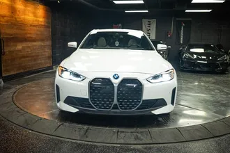 2024 BMW I4 photo 4