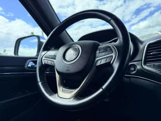 Grand Cherokee 10