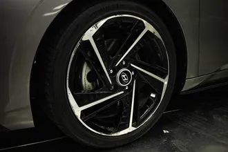 2023 HYUNDAI ELANTRA photo 3