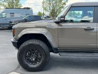 2025 Ford Bronco photo 7