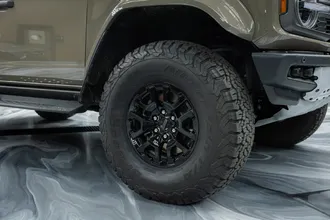 2025 Ford Bronco photo 5
