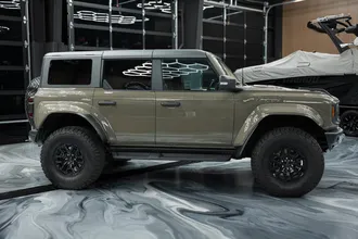2025 Ford Bronco photo 7