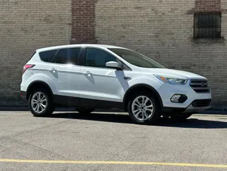 2017 Ford Escape photo 2