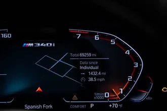 3 Series 32