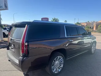Escalade 3