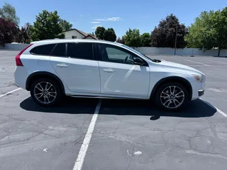 V60 Cross Country 7