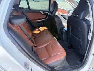 V60 Cross Country 13