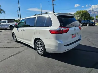 2018 Toyota Sienna photo 5