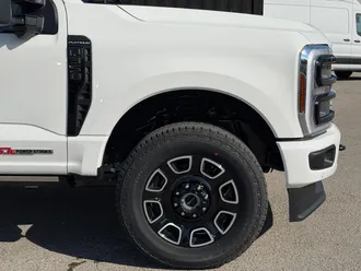 2026 Ford F-350SD photo 4