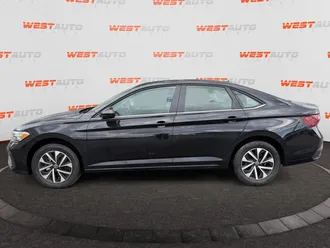 2023 Volkswagen Jetta photo 2