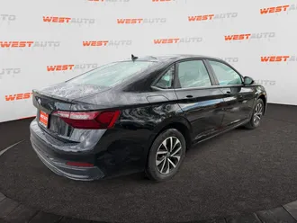 2023 Volkswagen Jetta photo 5