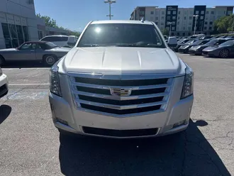 2015 Cadillac Escalade photo 3