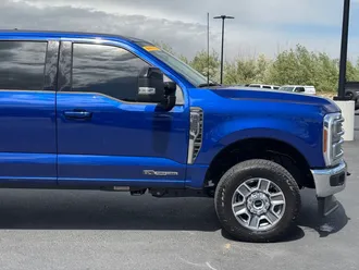 2026 Ford F-350SD photo 4