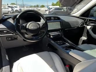 F-PACE 35t Prestige 24