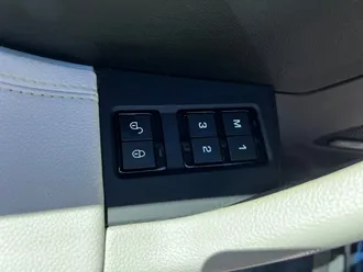 F-PACE 35t Prestige 29