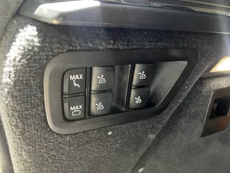 X7 xDrive50i 30