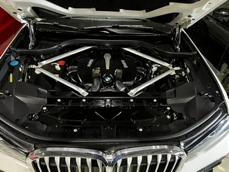X7 xDrive50i 53
