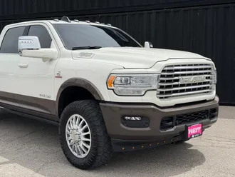 2024 Ram 3500 photo 3