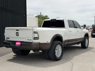 2024 Ram 3500 photo 7