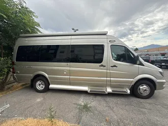 2017 Mercedes-Benz Sprinter Cargo Van photo 4
