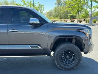Tundra Hybrid 10