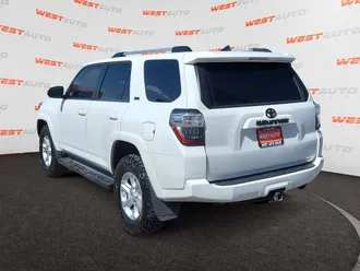 2020 Toyota 4Runner photo 3