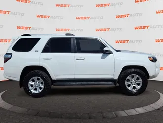 2020 Toyota 4Runner photo 6