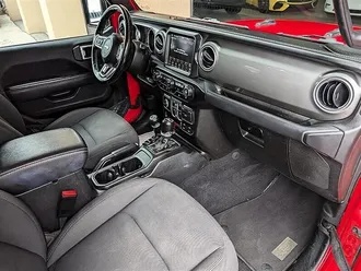 2023 Jeep Wrangler Sahara photo 4