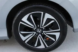 CIVIC 32