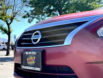 2014 Nissan Altima photo 4
