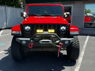 Gladiator Willys Sport 2