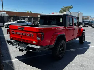Gladiator Willys Sport 9