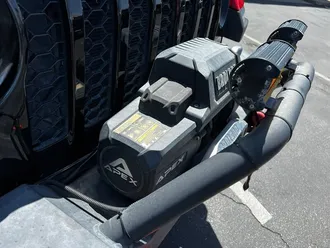 Gladiator Willys Sport 13