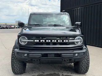 2025 Ford Bronco photo 2