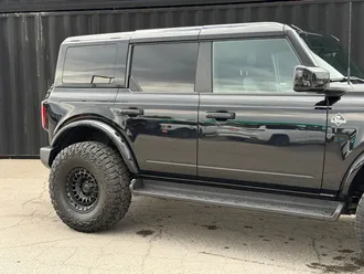 2025 Ford Bronco photo 5
