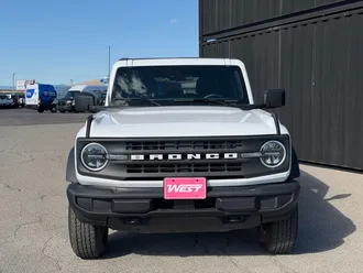 2025 Ford Bronco photo 2