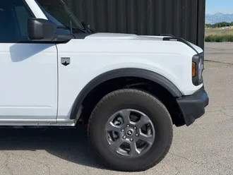 2025 Ford Bronco photo 4