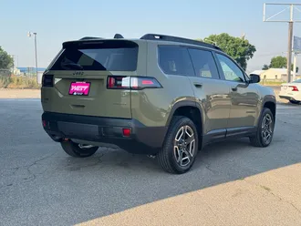 2026 Jeep Cherokee photo 6
