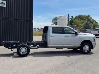 2026 Ram 3500 photo 5