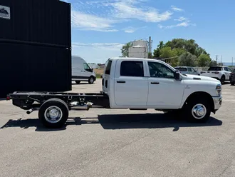2026 Ram 3500 photo 3