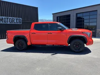 2022 Toyota Tundra Hybrid photo 5