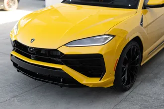2026 Lamborghini Urus photo 7