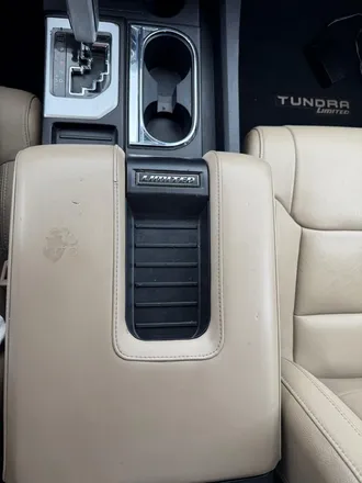 Tundra 4WD 17